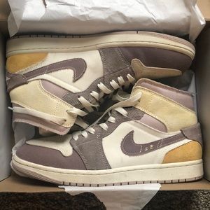 Jordan 1 low se craft mid